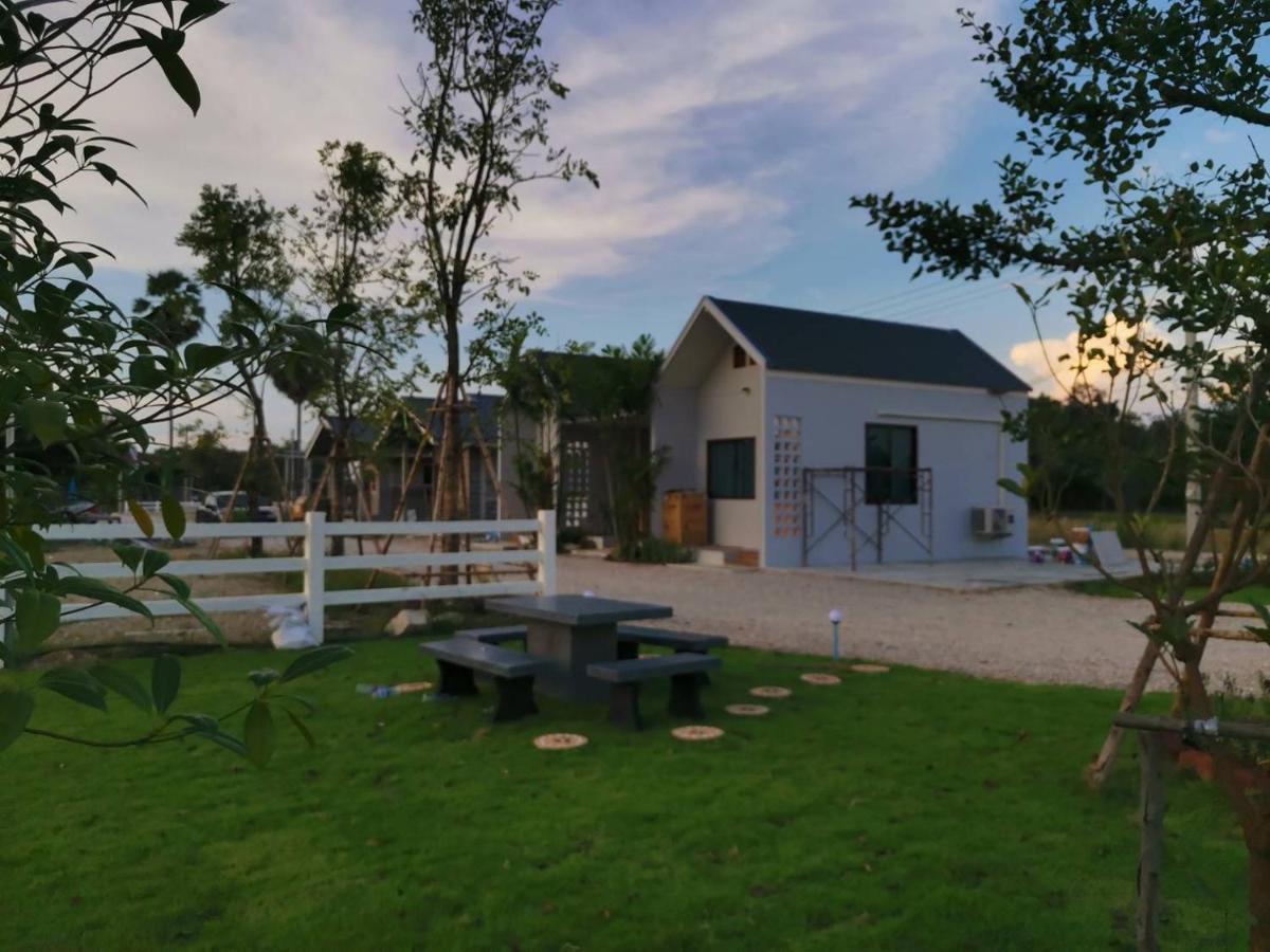 Numhom Resort Ban Nong Chum Saeng Zewnętrze zdjęcie