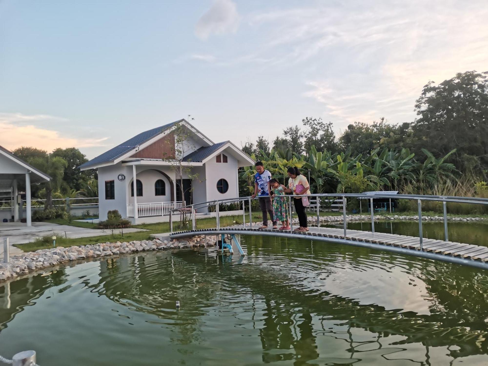 Numhom Resort Ban Nong Chum Saeng Zewnętrze zdjęcie