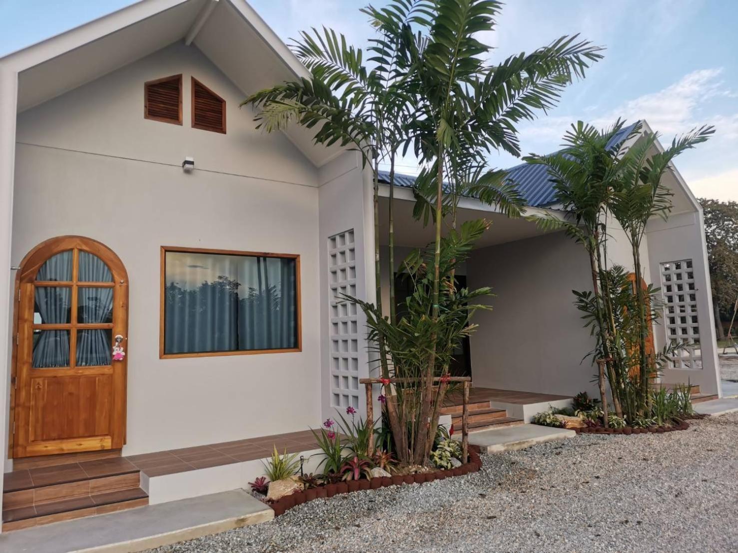 Numhom Resort Ban Nong Chum Saeng Zewnętrze zdjęcie