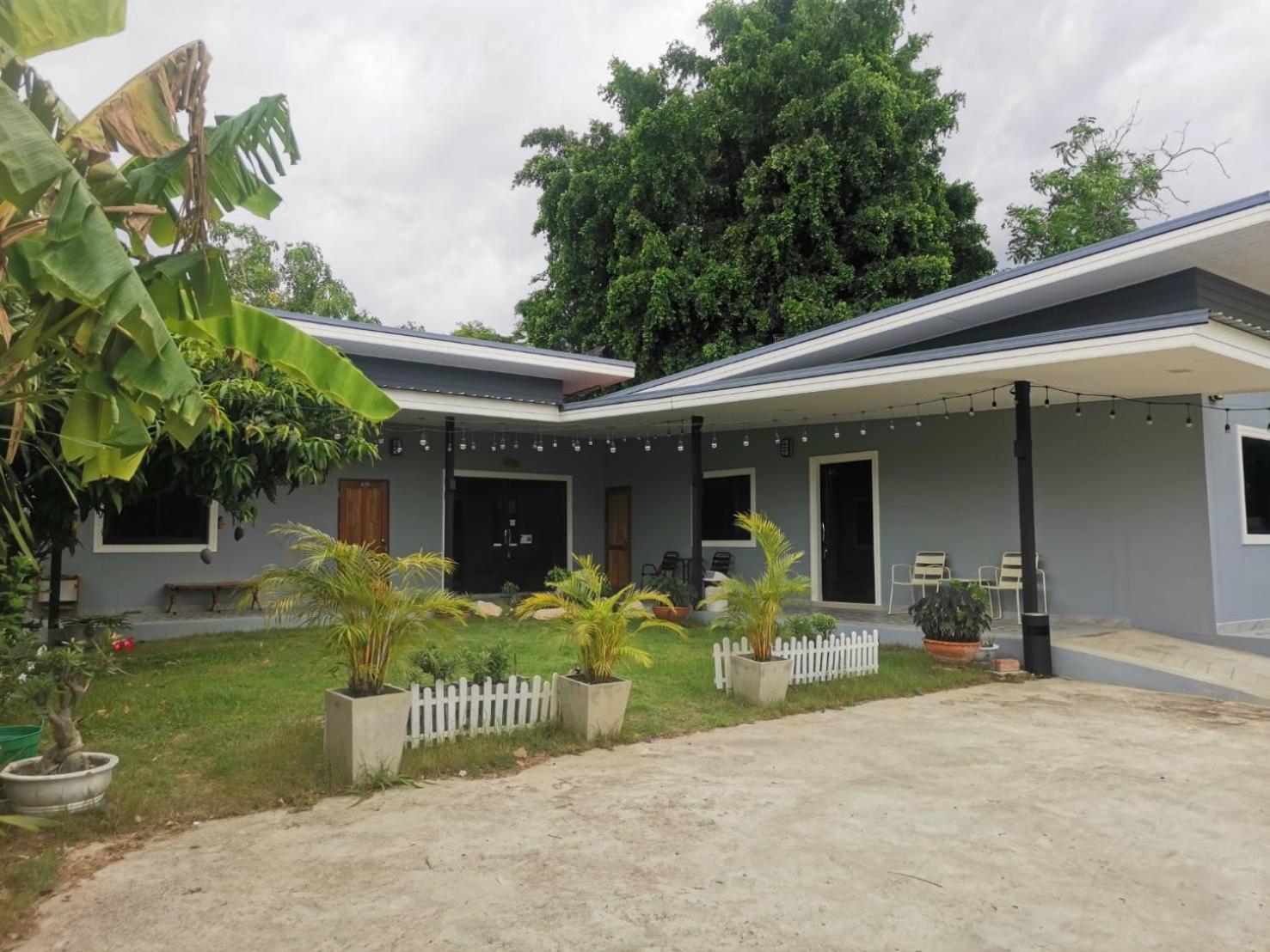 Numhom Resort Ban Nong Chum Saeng Zewnętrze zdjęcie