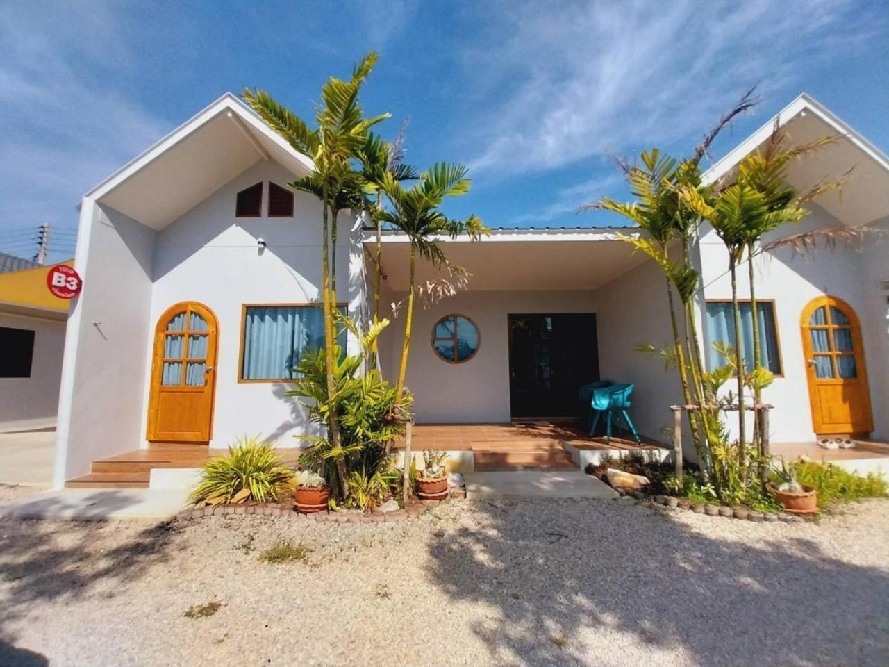 Numhom Resort Ban Nong Chum Saeng Zewnętrze zdjęcie