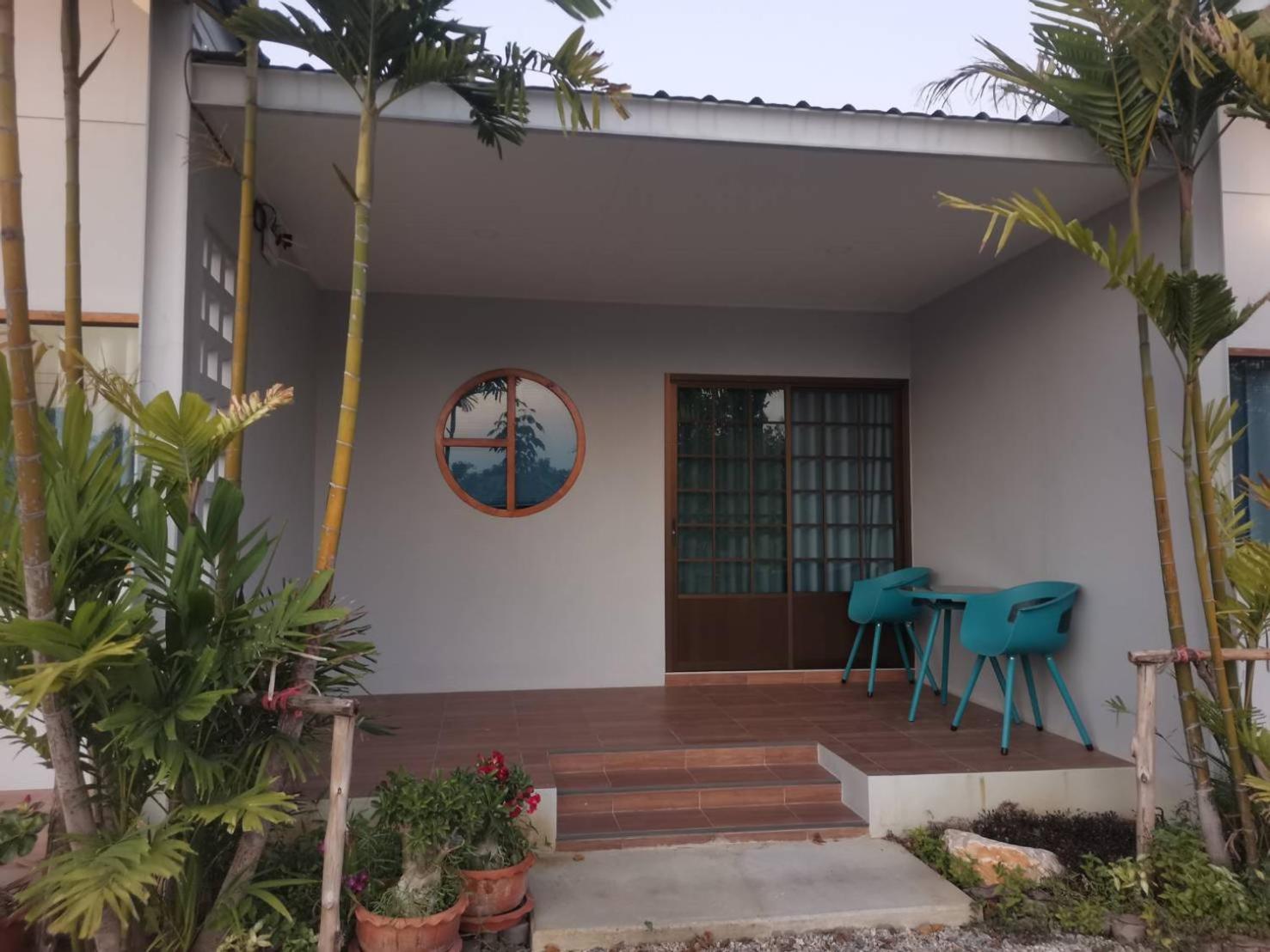 Numhom Resort Ban Nong Chum Saeng Zewnętrze zdjęcie