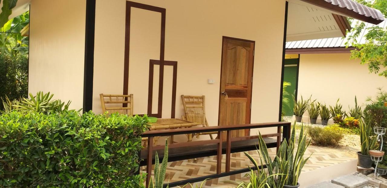 Numhom Resort Ban Nong Chum Saeng Zewnętrze zdjęcie